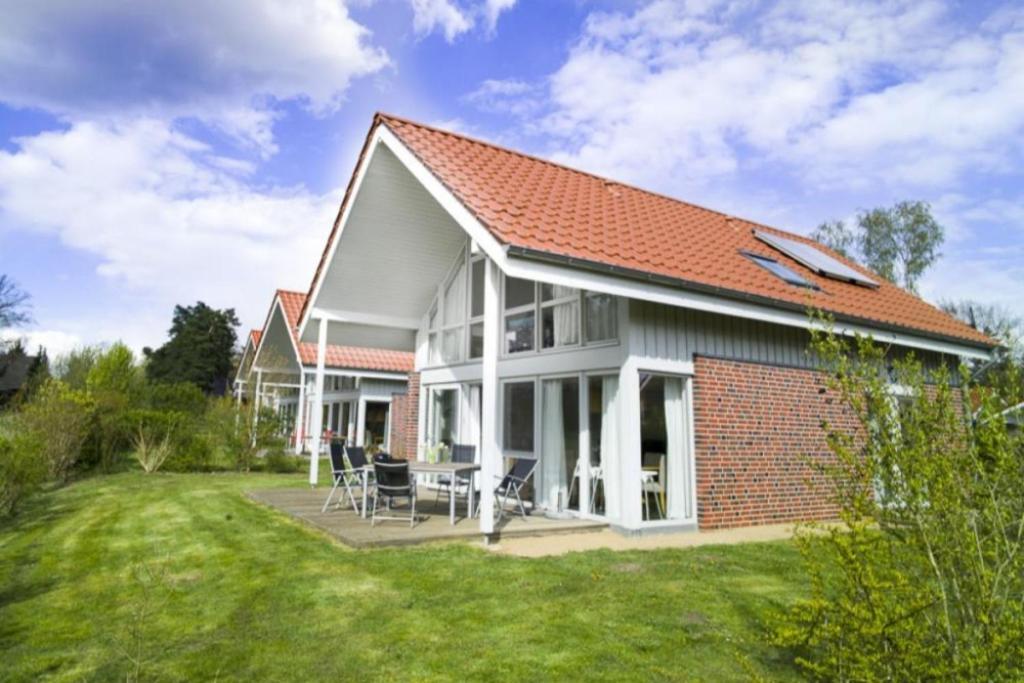 W7 - Sehr Schoenes Ferienhaus Mit Toller Lage Und Super Aussicht In Roebel An Der Mueritz Villa Dış mekan fotoğraf