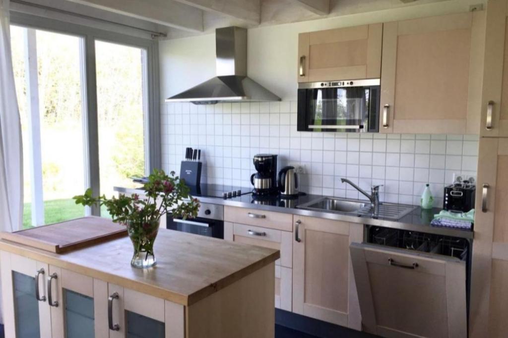 W7 - Sehr Schoenes Ferienhaus Mit Toller Lage Und Super Aussicht In Roebel An Der Mueritz Villa Dış mekan fotoğraf